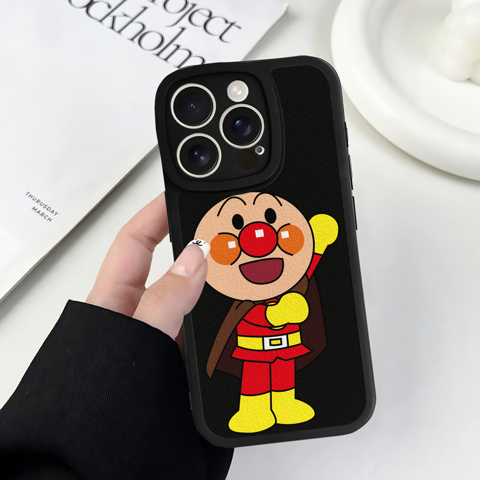 （画像用） アンパンマン Anpanman 【iPhone 16シリーズ対応】シリコンスマホケース（レザー調） 材質：シリコン